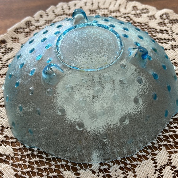 Vintage Hobnail blue glass bowl - Picture 3 of 4